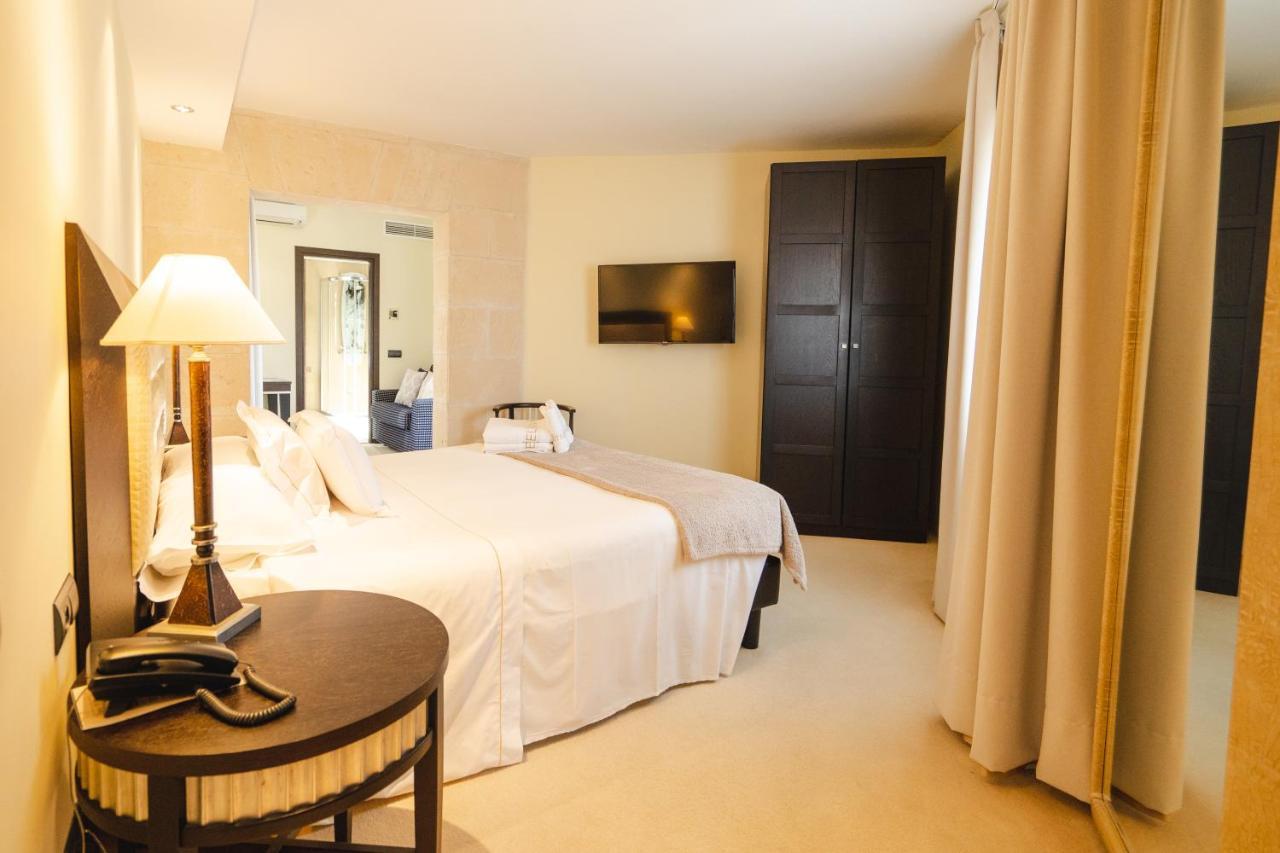 Hotel San Miguel Mahon  Bagian luar foto