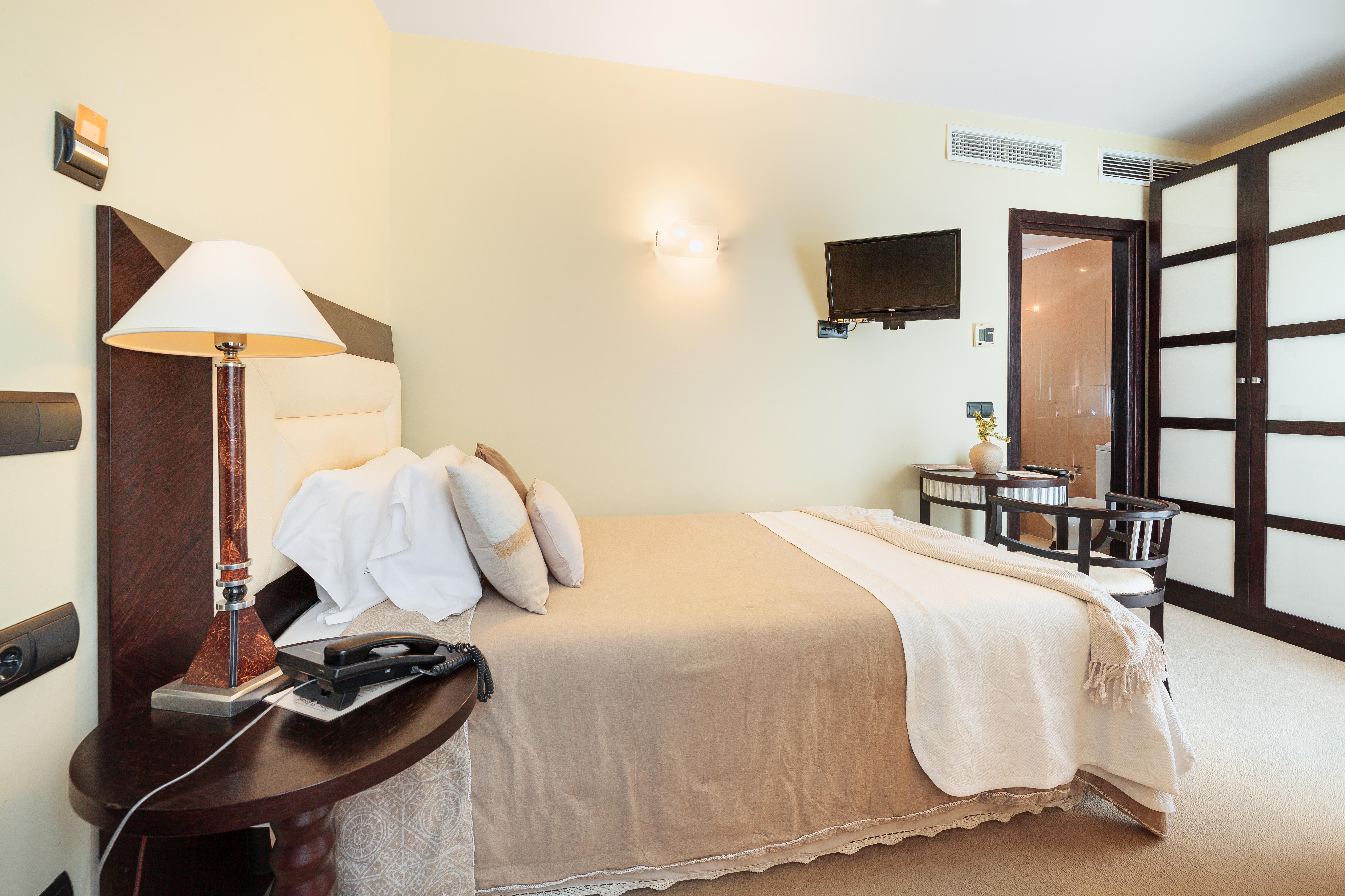 Hotel San Miguel Mahon  Bagian luar foto