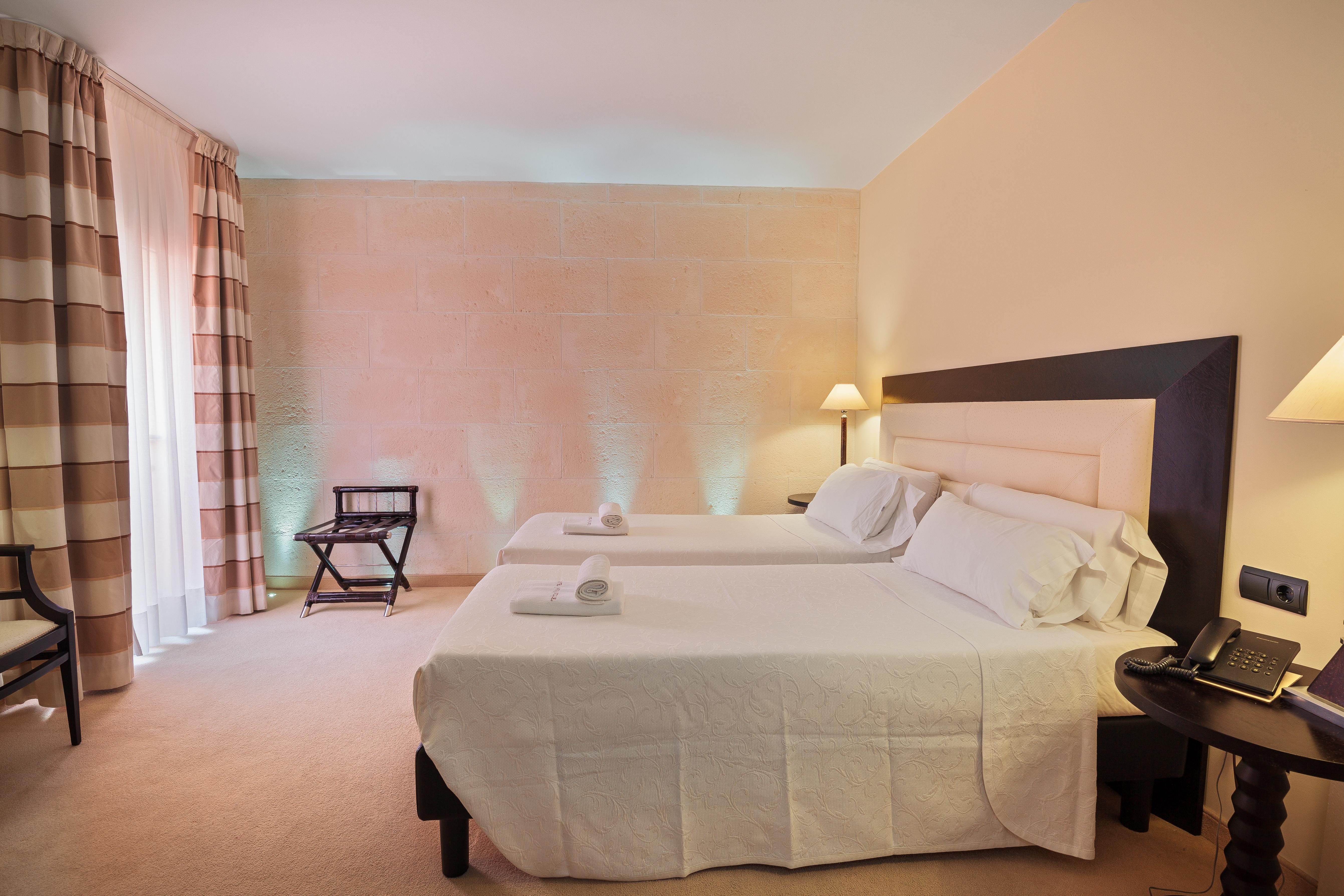 Hotel San Miguel Mahon  Bagian luar foto